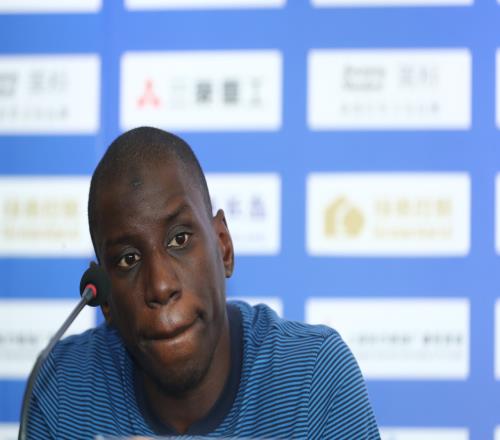 登巴巴：看好巴黎20擊敗切爾西，但要警惕帕爾默、恩佐等人