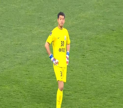 亞冠上海申花VS蔚山HD：鮑亞雄坐鎮，國足新星領銜，3大外援出擊