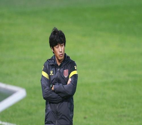 蓉城和教练徐正源分数是正确的思路,这球队到了需要更新换代阶段