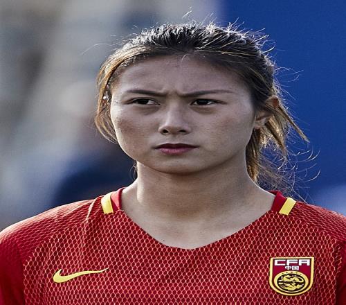 太豪华了!杨莉娜、沈梦雨等十余名国脚代表上海女足出战全运会