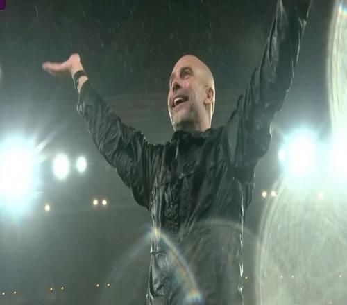 03！英超巔峰對(duì)決11.5億豪門(mén)完敗6輪3分給名帥千場(chǎng)里程碑獻(xiàn)禮