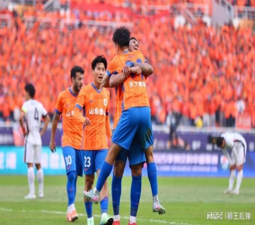 双线溃败!上海海港弃亚冠“保”联赛,反被泰山31打回原形