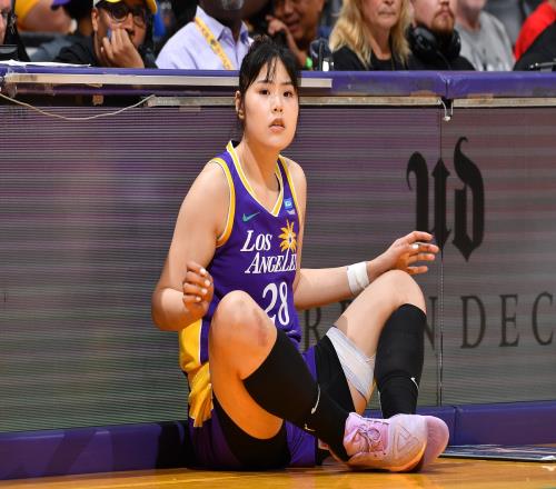 WNBA生涯第2年場均5.1分3.7籃板如何評價李月汝本賽季的表現