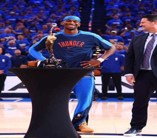 SGA有望进入神的领域MVP+FMVP就10人得分王+MVP+FMVP就3人