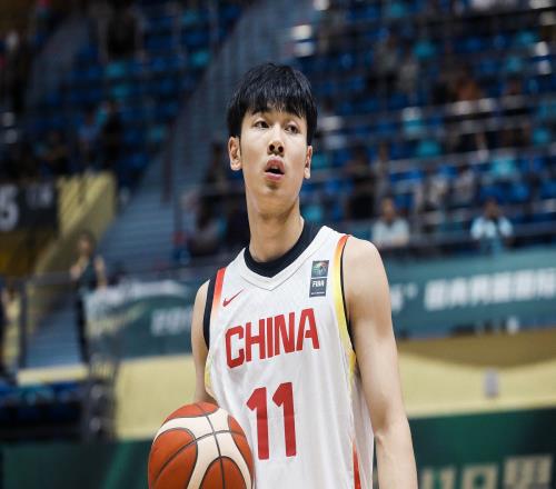 美选秀网站2028年模拟选秀:中国小将张博源在第30顺位被选中
