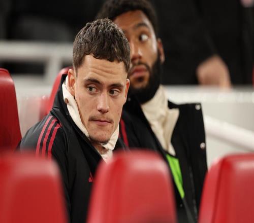 沒他在利物浦20！1.36億水貨14場仍0球長傳離譜出邊線+對抗4贏1