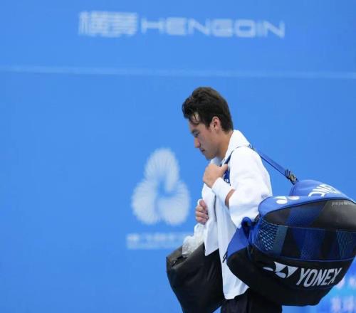 全運(yùn)會網(wǎng)球賽場一日三大奪冠熱門出局，袁悅意外被爆冷令輿論嘩然