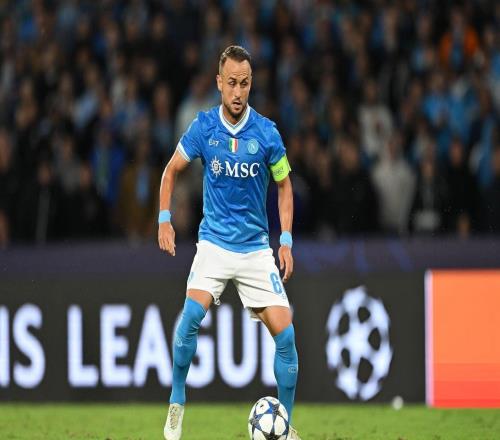 經(jīng)紀(jì)人：如果孔蒂繼續(xù)執(zhí)教那不勒斯，洛博特卡可能會要求離隊(duì)