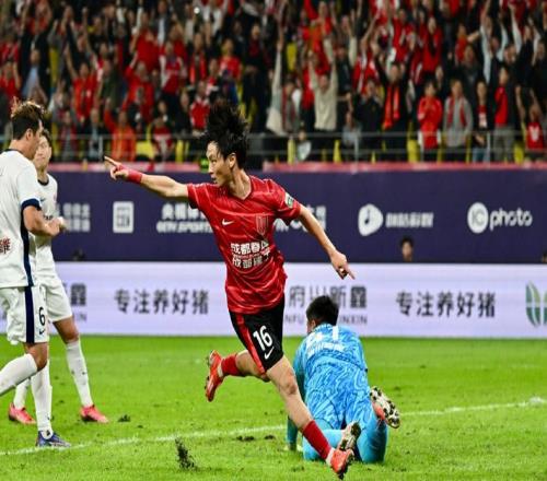 4331中超疯狂一夜!海港险胜海牛成都轻取梅州申花赢球费劲