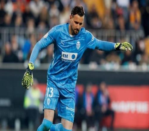 阿斯：伯恩茅斯、布魯日和熱那亞在關(guān)注瓦倫西亞32歲門將迪米