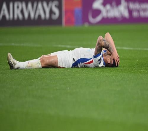 01！3连败！3队包揽倒数！申花惨淡映照中国足球困局！