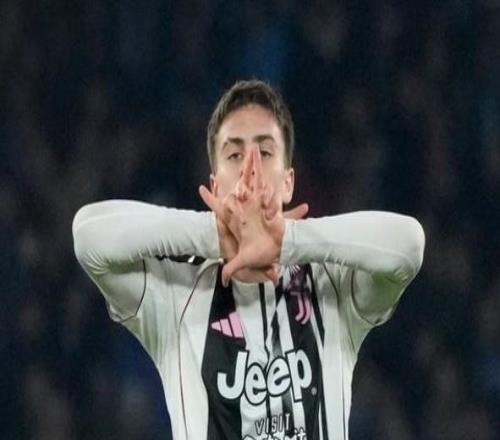 未滿21歲意甲賽季至少前15場(chǎng)打進(jìn)5球，伊爾迪茲比肩皮耶羅