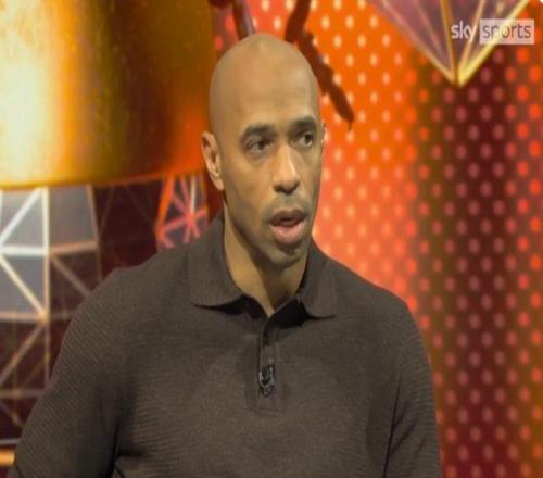 亨利稱讚B費：他就像學校裏那個鶴立雞群的孩子