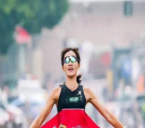 黄菲|马拉松女子10月奖金王