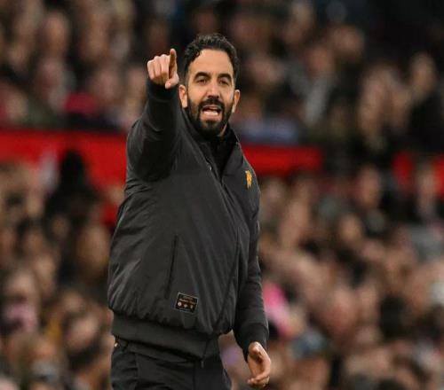 曼聯(lián)中場(chǎng)換血計(jì)劃：四大潛在目標(biāo)深度解析