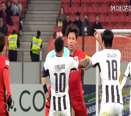 海港勇摘亞冠3個1，中超仨難兄難弟！名記：這讓球迷的臉往哪擱啊