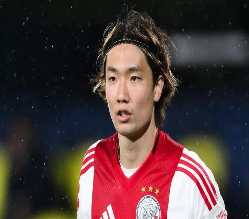 圖片報：門興將在今夏嚐試簽回日本國腳中衛板倉滉