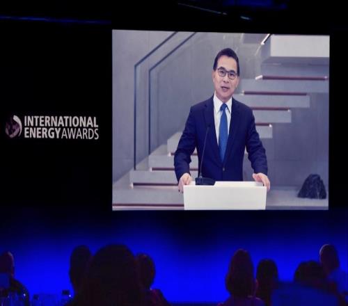 遠(yuǎn)景張雷獲國際能源界頂級殊榮，旗下FE車隊彰顯中國力量