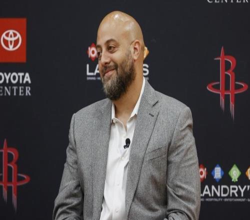 斯通:有人说NBA交易谈判就像打扑克得看对手反应其实没那么简单