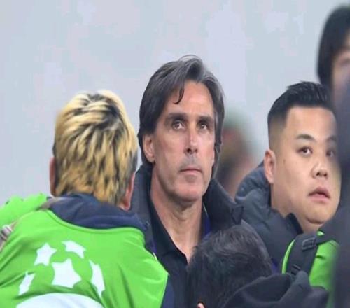 足協杯決賽北京國安30擊敗河南時隔七載再奪足協杯桂冠