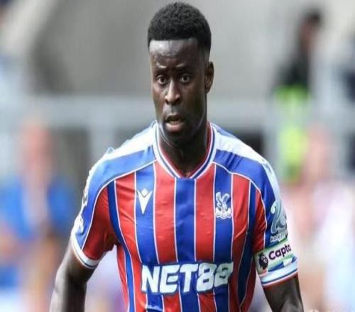 記者：巴薩尋找一名可靠的中衛(wèi)，正密切關(guān)注格伊