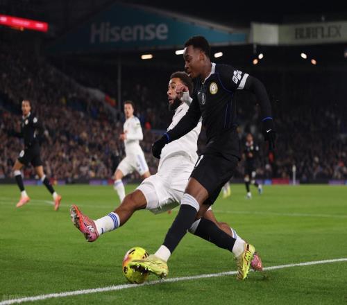 英超都是掉鏈子大王日本球員破門切爾西半場落後保級弱旅2球