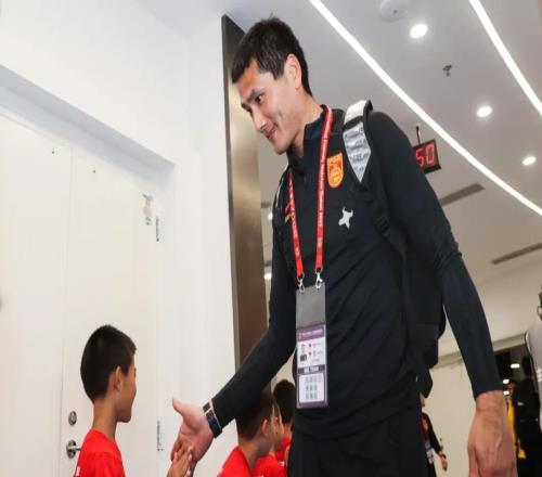 “邵一期”国足名单：国安、泰山6人入选，于汉超、周挺“助阵”