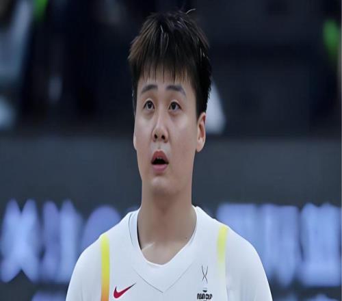 意外！趙睿落選中國男籃大名單，為何CBA記者給出了答案