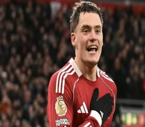 TA：4231體系中維爾茨能自由內(nèi)收、尋找中路空間，這很適合他