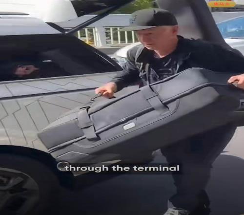 麥肯羅機(jī)場怒罵粉絲引熱議，羅迪克對德約退役言論持樂觀積極態(tài)度