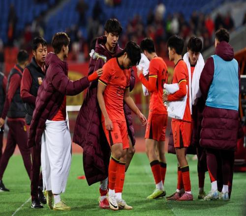 报复性染红!曝22岁美甲国脚已反省致歉队内批评+暂不考虑除名他