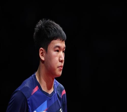 黃石華新3比2逆轉(zhuǎn)闖入乒超決賽，林詩棟：肩有傷但相信隊友