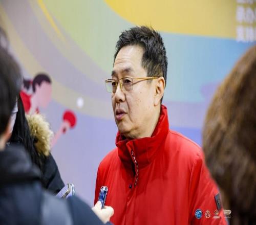 “國球進(jìn)社區(qū)”乒乓總決賽落幕，乒乓“滬超”樊振東或?qū)⒓用? />
</a>
<div   id=