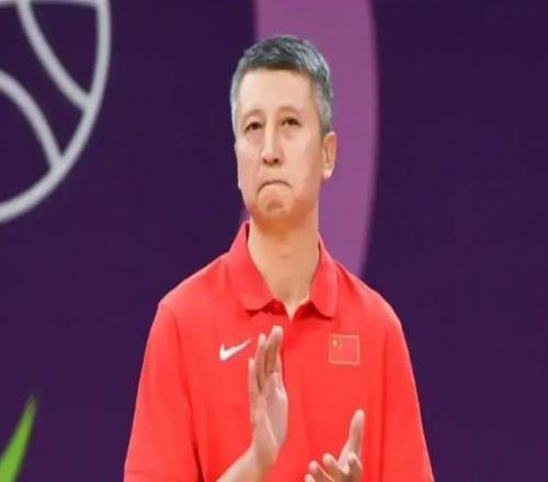 如果男籃換帥！隊(duì)內(nèi)有5人會(huì)離開(kāi)，其中3人打CBA都沒(méi)打明白