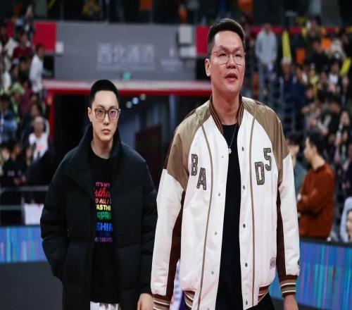 官宣到隊(duì)！超級外援正式加盟廣東宏遠(yuǎn)，朱芳雨千挑萬選