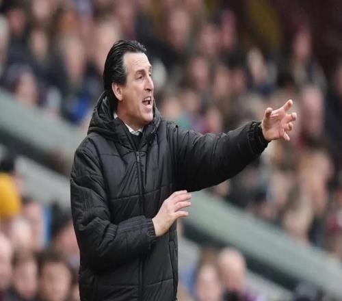 埃梅裏出席發布會時換了個新發型，球迷們都驚呆了