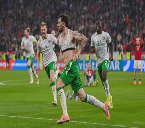 曼联买人！布达佩斯创奇迹，“新罗比基恩”归位！值得吗