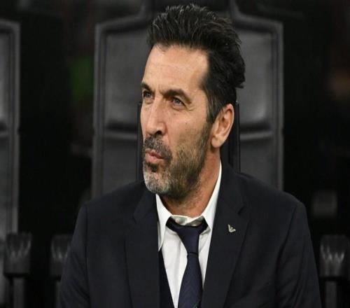 布馮：意大利國(guó)家隊(duì)已經(jīng)展現(xiàn)出了復(fù)蘇和積極的跡象