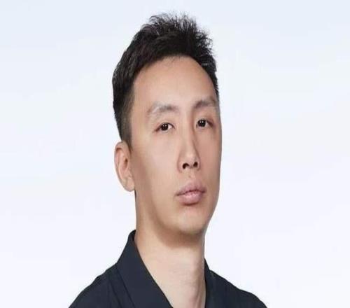 訓(xùn)練強(qiáng)度這么大新賽季還沒(méi)開(kāi)始，CBA傳統(tǒng)勁旅兩大悍將賽季報(bào)銷