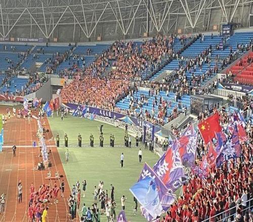 尝试30多次终于中签!5%幸运球迷见证苏超四强诞生