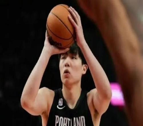 杨涵森首秀2分1篮板周琦如释重负,中国球员NBA得分榜第五保住了