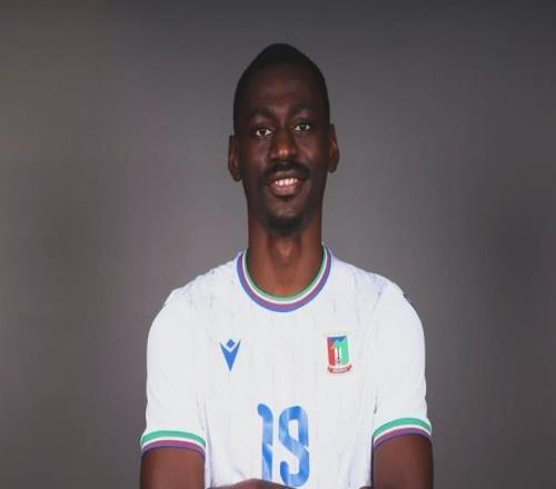 代表赤道幾內(nèi)亞出征，申花外援阿蘇埃曬照：第三次非洲杯之旅