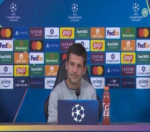 齐沃:在比赛的某个阶段全队都过度兴奋,缺乏清晰的思路