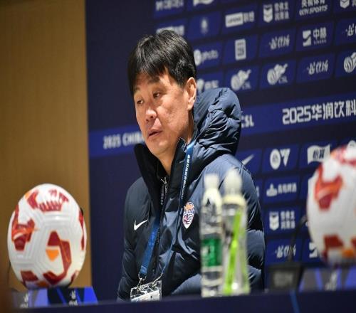 再見海牛曝李霄鵬將攜蒿俊閔離隊，或重返泰山蘭克爾提前跑路