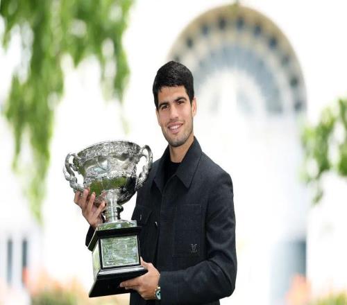 剛達成全滿貫，阿卡就宣布了自己退役時間？