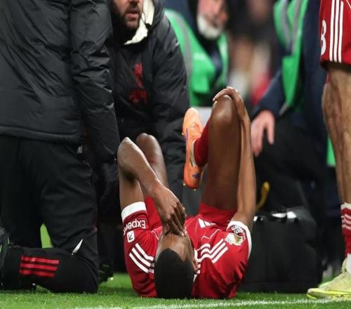 利物浦舊將談伊薩克被鏟傷：自己也有責(zé)任，應(yīng)該學(xué)會(huì)及時(shí)躲開