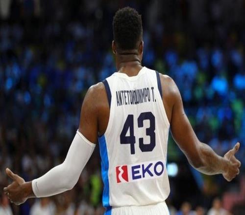字母哥哥:把欧锦赛当作回归NBA的热身阶段这是上帝的恩赐