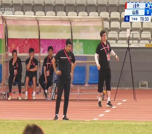 山東兩大新星不首發依木蘭撤早了！韓鵬為保守付出代價轉正難了