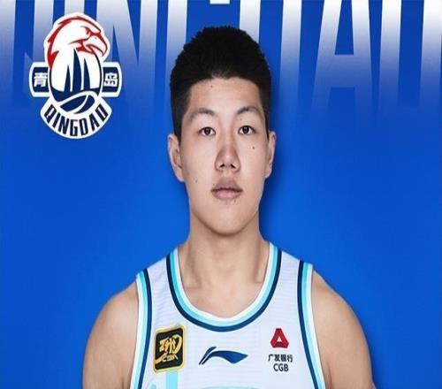 青島男籃官方：胡小龍右內(nèi)踝外側(cè)韌帶部分撕裂預(yù)計(jì)傷停1個(gè)月