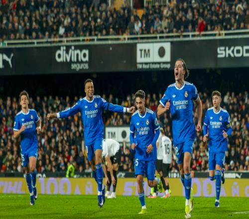 20！邊衛一條龍神鋒23輪23球13.5億豪門聯賽7連勝前二隻差1分